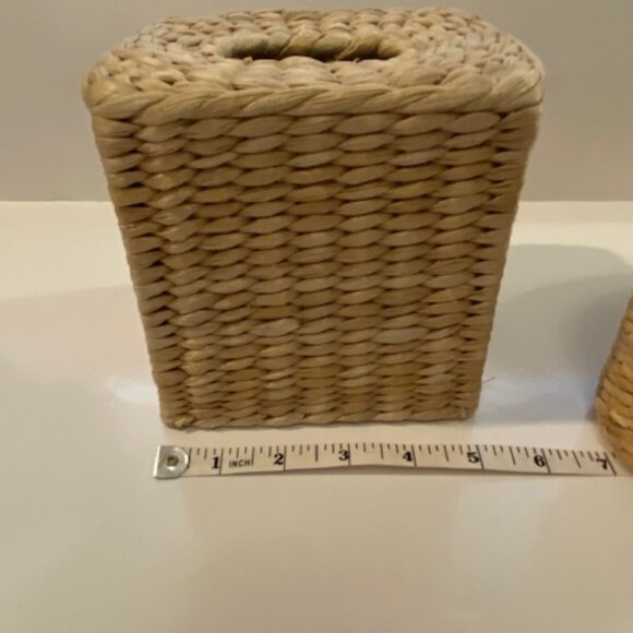Boho Rattan/ Wicker Tissue Box Cover plus 2 lidded basket Decor - Picture 12 of 13